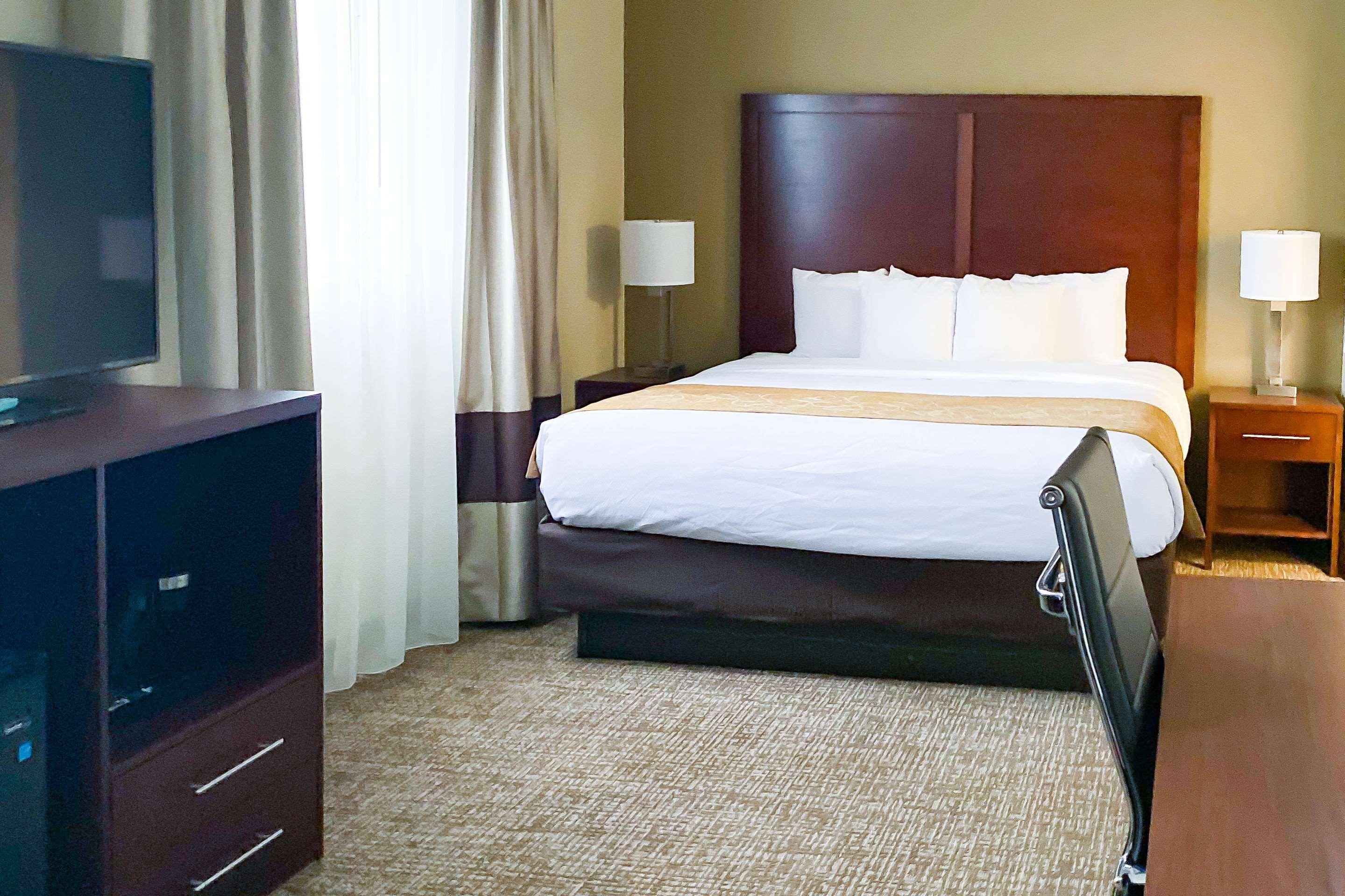 קלארקסוויל Comfort Suites מראה חיצוני תמונה
