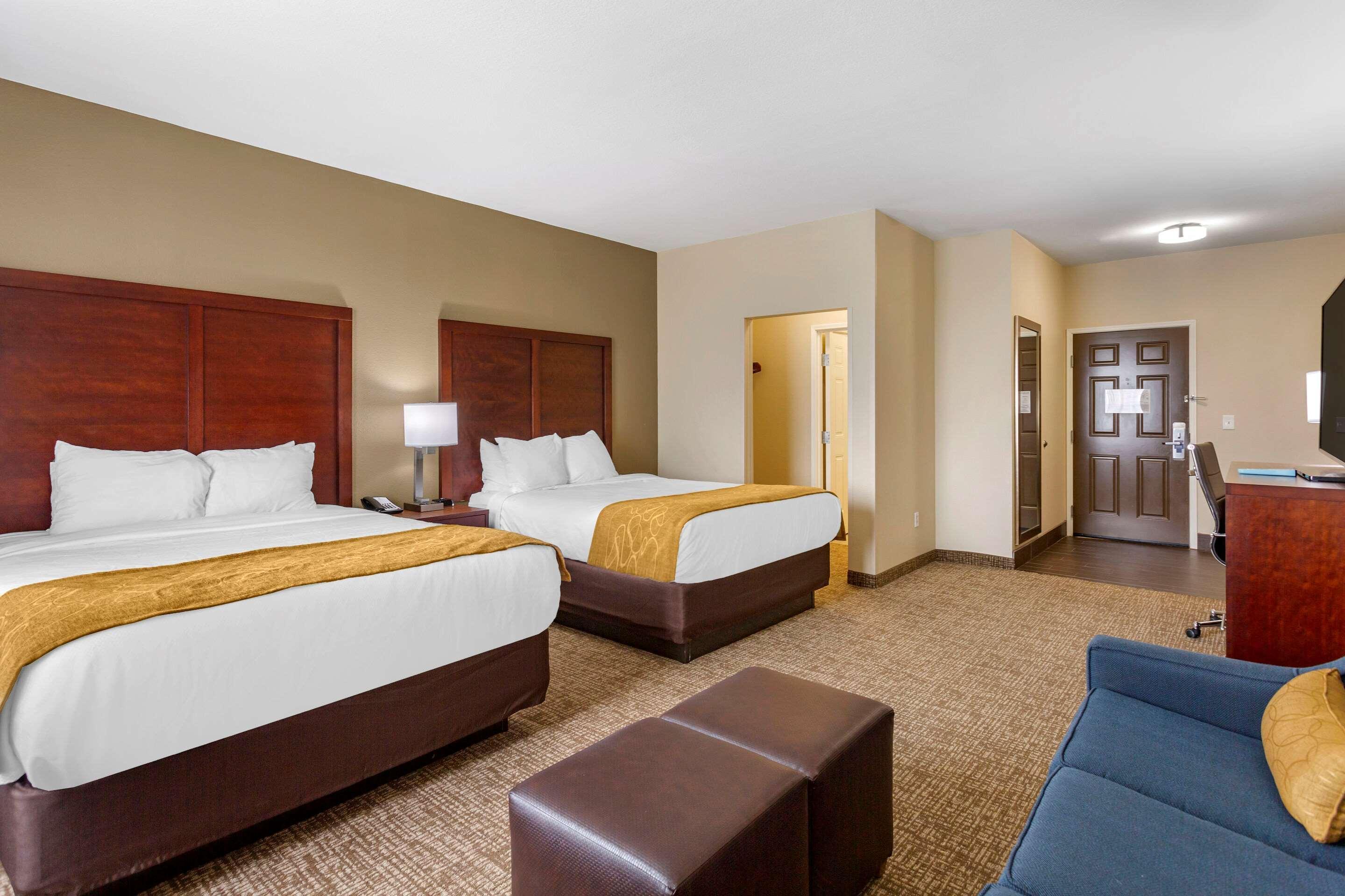 קלארקסוויל Comfort Suites מראה חיצוני תמונה