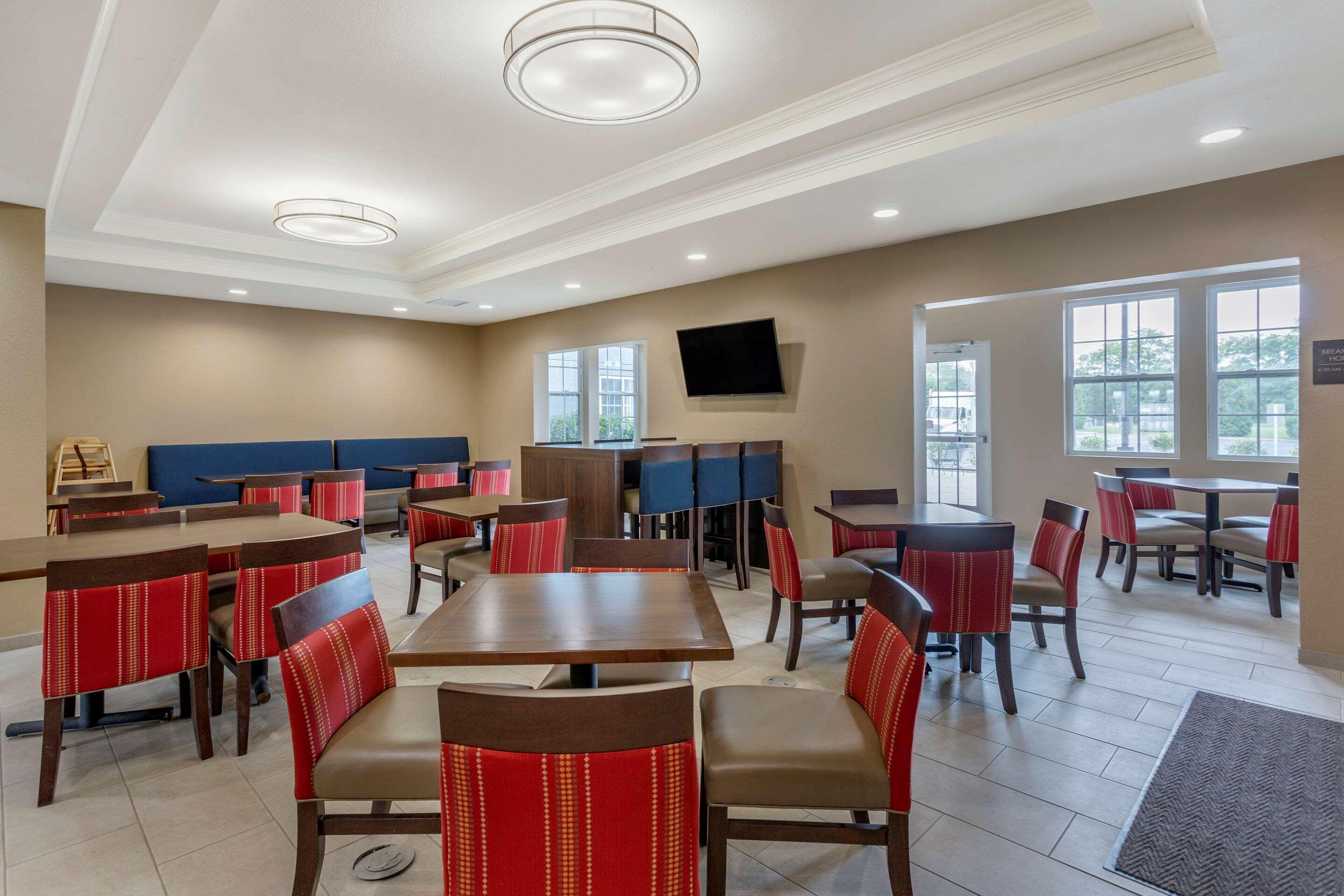 קלארקסוויל Comfort Suites מראה חיצוני תמונה